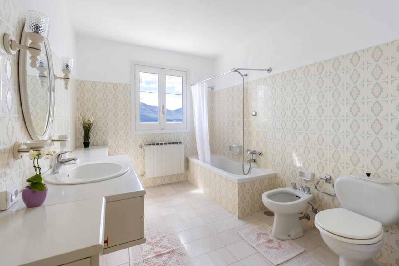 La Porticina Di Aurea Apartment Cannobio Luaran gambar